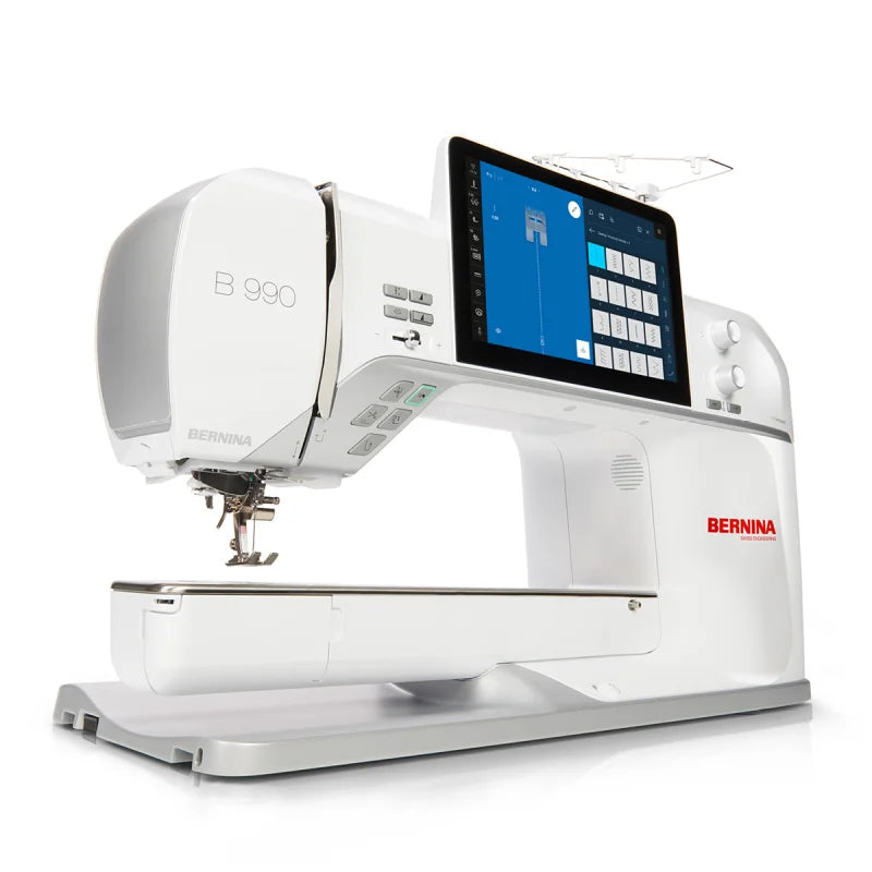BERNINA 990 mit XL Stickmodul