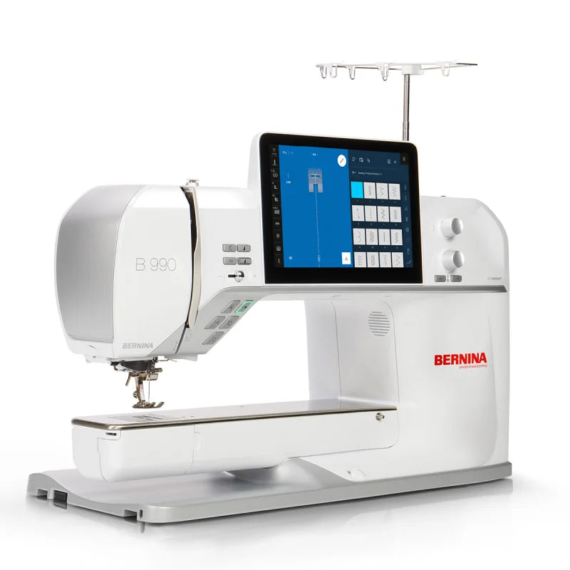 BERNINA 990 mit XL Stickmodul
