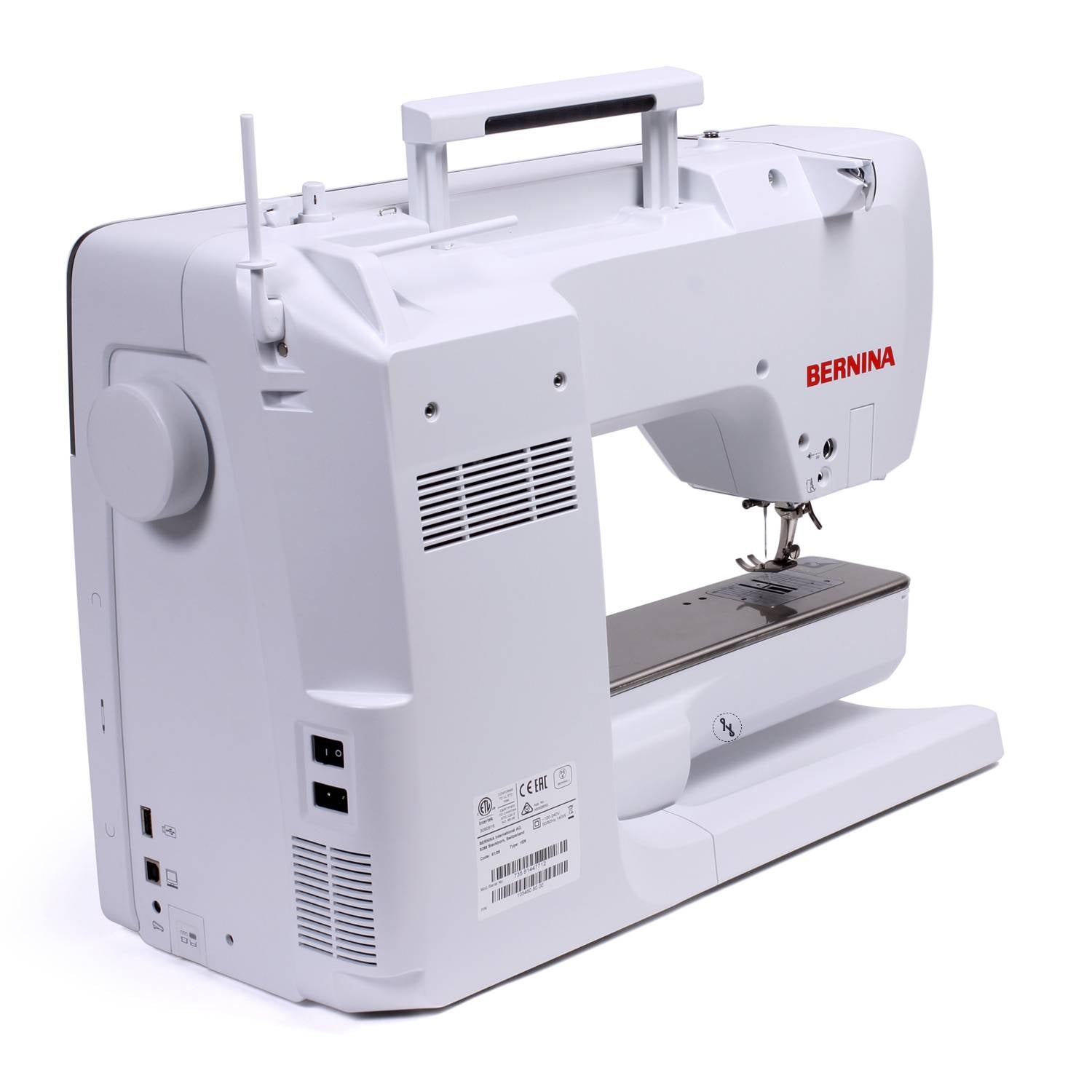 BERNINA B 735 mit SDT-Stickmodul