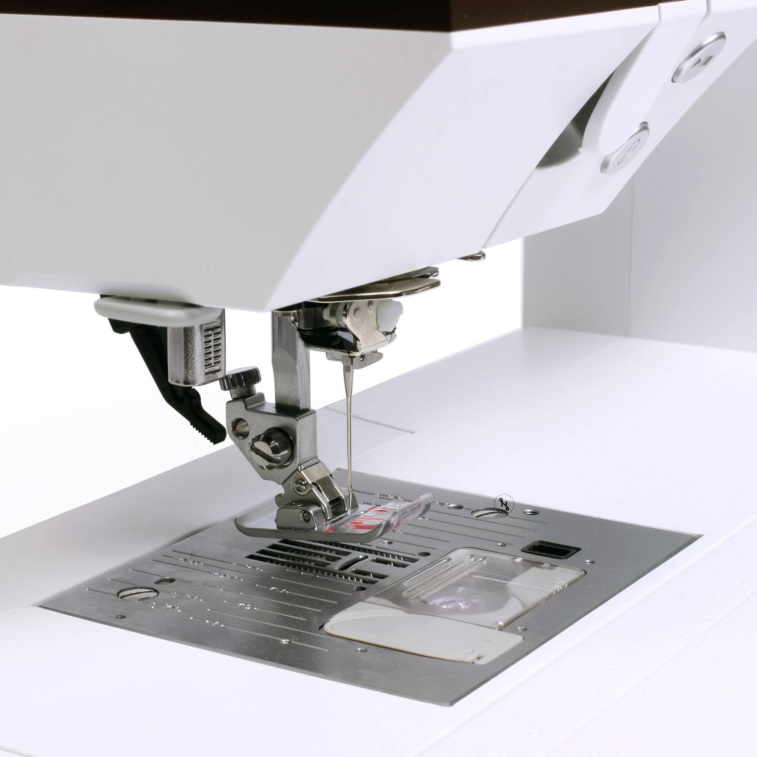 Pfaff creative ambition 640