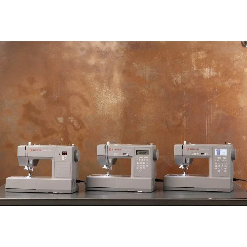 SINGER Heavy Duty 6705C