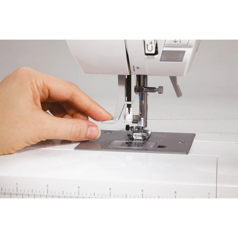 SINGER Quantum Stylist 9960